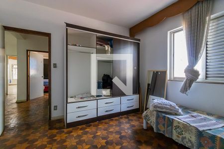 Casa para alugar com 250m², 2 quartos e 10 vagasQuarto