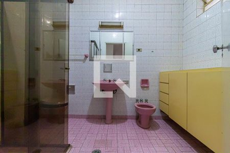 Casa para alugar com 250m², 2 quartos e 10 vagasBanheiro