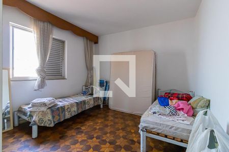 Casa para alugar com 250m², 2 quartos e 10 vagasQuarto