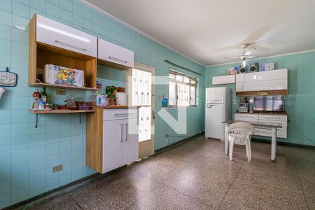 Casa para alugar com 250m², 2 quartos e 10 vagasCozinha