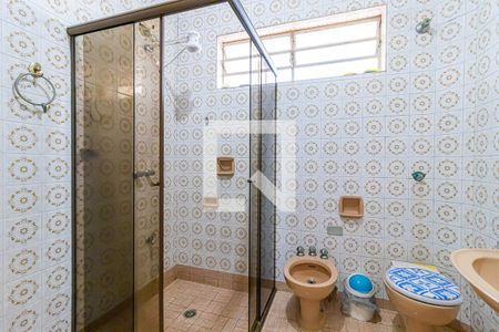 Casa para alugar com 250m², 2 quartos e 10 vagasBanheiro da Suíte