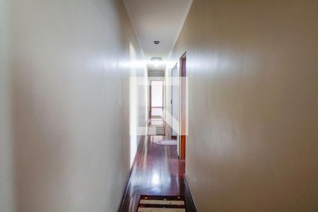 Corredor de casa à venda com 4 quartos, 432m² em Vila Ivone, São Paulo