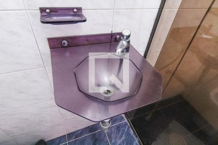 Casa à venda com 432m², 4 quartos e 8 vagasBanheiro da Suíte 2