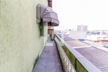 Corredor Externo de casa à venda com 4 quartos, 432m² em Vila Ivone, São Paulo