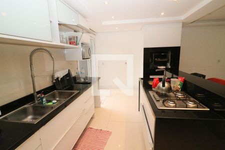 Casa à venda com 221m², 4 quartos e 2 vagasCozinha