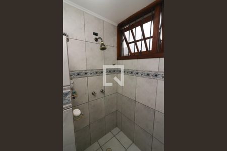 Casa à venda com 221m², 4 quartos e 2 vagasBanheiro 1