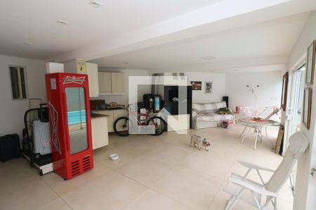 Casa à venda com 221m², 4 quartos e 2 vagasVaranda gourmet
