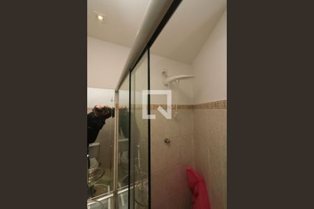 Casa à venda com 221m², 4 quartos e 2 vagasBanheiro 2