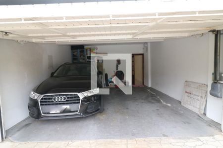 Casa à venda com 221m², 4 quartos e 2 vagasGaragem