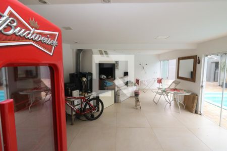 Casa à venda com 221m², 4 quartos e 2 vagasVaranda gourmet