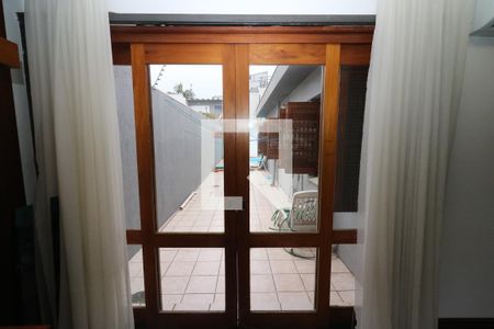 Vista da Sala de Estar de casa à venda com 4 quartos, 221m² em Vila Assunção, Porto Alegre