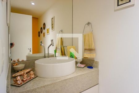 Apartamento à venda com 320m², 4 quartos e 2 vagasLavabo