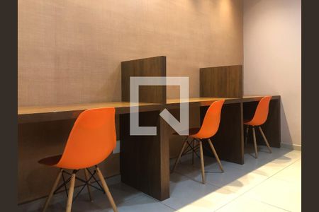 Apartamento à venda com 61m², 2 quartos e 2 vagas Apartamento à venda com 61m², 2 quartos e 2 vagasEscritório