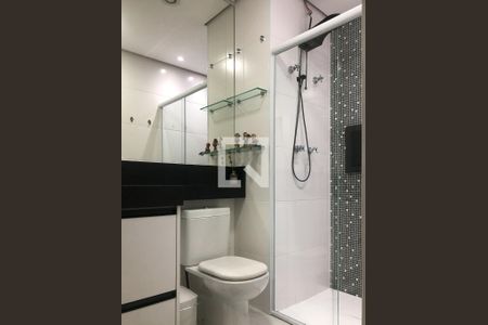 Apartamento à venda com 61m², 2 quartos e 2 vagas Apartamento à venda com 61m², 2 quartos e 2 vagasBanheiro da Suíte