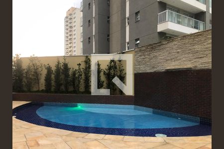 Apartamento à venda com 61m², 2 quartos e 2 vagas Apartamento à venda com 61m², 2 quartos e 2 vagasÁrea comum - Piscina