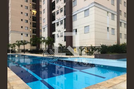 Apartamento à venda com 61m², 2 quartos e 2 vagas Apartamento à venda com 61m², 2 quartos e 2 vagasÁrea comum - Piscina