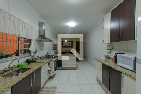 Casa à venda com 223m², 3 quartos e 4 vagas Casa à venda com 223m², 3 quartos e 4 vagasCozinha