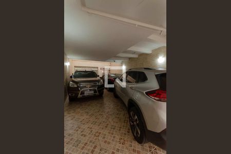 Casa à venda com 223m², 3 quartos e 4 vagas Casa à venda com 223m², 3 quartos e 4 vagasGaragem