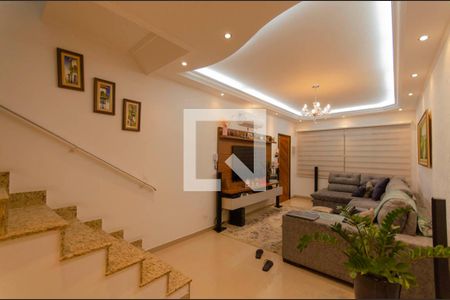 Sala de casa à venda com 3 quartos, 223m² em Vila Ré, São Paulo