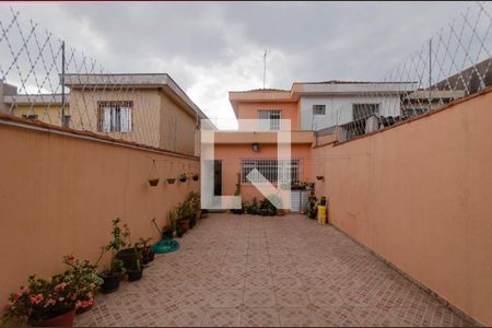 Casa à venda com 223m², 3 quartos e 4 vagas Casa à venda com 223m², 3 quartos e 4 vagasQuintal