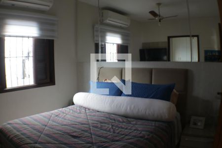 Casa à venda com 300m², 3 quartos e 2 vagasQuarto 2 - Suíte