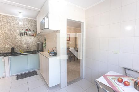 Casa à venda com 212m², 3 quartos e 5 vagas Casa à venda com 212m², 3 quartos e 5 vagasCozinha