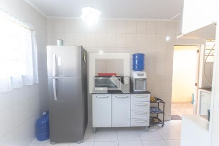 Casa à venda com 212m², 3 quartos e 5 vagas Casa à venda com 212m², 3 quartos e 5 vagasCozinha