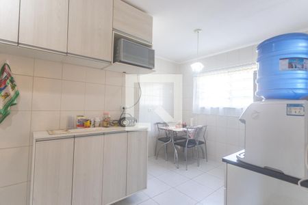 Casa à venda com 212m², 3 quartos e 5 vagas Casa à venda com 212m², 3 quartos e 5 vagasCozinha