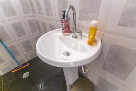 Casa à venda com 212m², 3 quartos e 5 vagas Casa à venda com 212m², 3 quartos e 5 vagasBanheiro de serviço