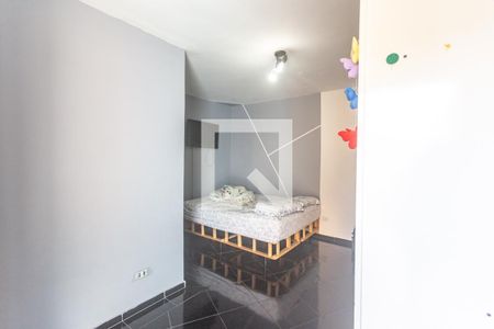 Casa à venda com 212m², 3 quartos e 5 vagas Casa à venda com 212m², 3 quartos e 5 vagasQuarto de serviço