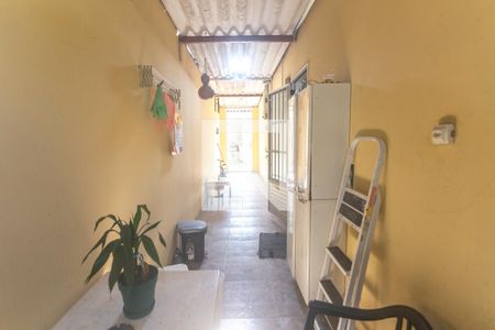 Casa à venda com 212m², 3 quartos e 5 vagas Casa à venda com 212m², 3 quartos e 5 vagasQuintal