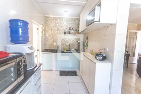 Casa à venda com 212m², 3 quartos e 5 vagas Casa à venda com 212m², 3 quartos e 5 vagasCozinha
