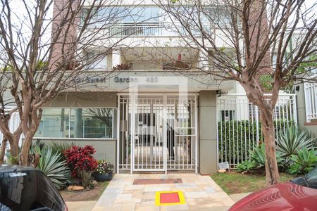 Apartamento para alugar com 75m², 2 quartos e 1 vaga Apartamento para alugar com 75m², 2 quartos e 1 vagaFachada e portaria