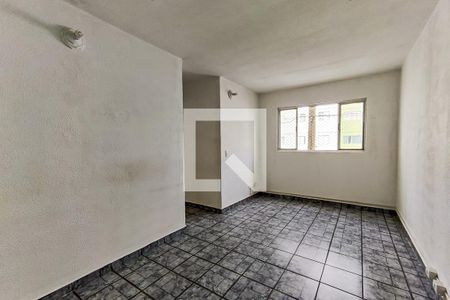 Sala de apartamento para alugar com 2 quartos, 50m² em Parque Pinheiros, Taboão da Serra