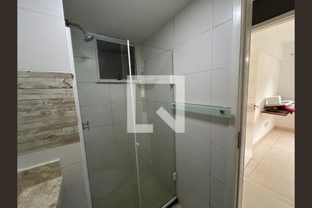 Banheiro de apartamento à venda com 2 quartos, 46m² em Engenho de Dentro, Rio de Janeiro