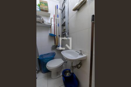 Apartamento à venda com 127m², 3 quartos e 1 vaga Apartamento à venda com 127m², 3 quartos e 1 vagaBanheiro Área de Serviço