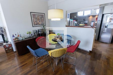 Sala de apartamento à venda com 3 quartos, 127m² em Vila Sofia, São Paulo