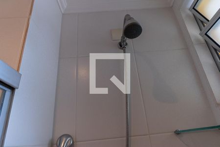 Apartamento à venda com 127m², 3 quartos e 1 vaga Apartamento à venda com 127m², 3 quartos e 1 vagaChuveiro