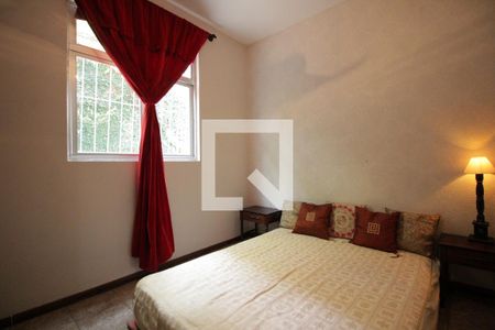 Quarto de apartamento à venda com 3 quartos, 165m² em Santa Amélia, Belo Horizonte