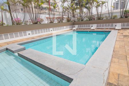 Apartamento à venda com 250m², 4 quartos e 4 vagas Apartamento à venda com 250m², 4 quartos e 4 vagasÁrea comum