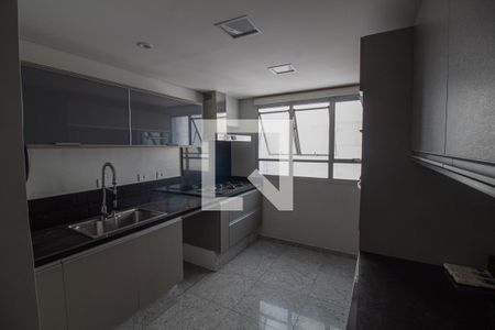 Apartamento à venda com 250m², 4 quartos e 4 vagas Apartamento à venda com 250m², 4 quartos e 4 vagasCozinha