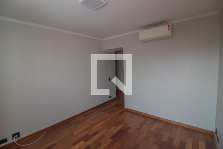 Apartamento à venda com 250m², 4 quartos e 4 vagas Apartamento à venda com 250m², 4 quartos e 4 vagasQuarto