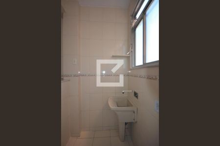 Apartamento para alugar com 70m², 2 quartos e sem vagaCozinha e Área de Serviço