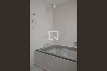 Casa para alugar com 150m², 2 quartos e 1 vagaBanheiro da Suíte