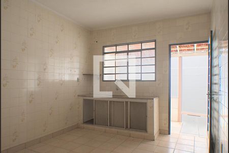 Casa para alugar com 150m², 2 quartos e 1 vagaCozinha