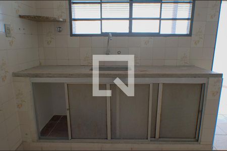 Casa para alugar com 150m², 2 quartos e 1 vagaCozinha