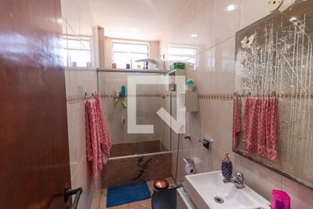 Apartamento à venda com 226m², 3 quartos e 2 vagas Apartamento à venda com 226m², 3 quartos e 2 vagasBanheiro da Suíte