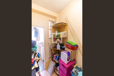 Apartamento à venda com 226m², 3 quartos e 2 vagas Apartamento à venda com 226m², 3 quartos e 2 vagasDespensa