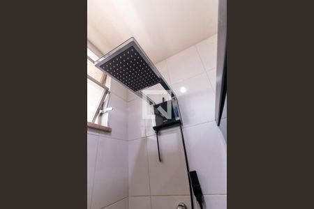 Apartamento à venda com 226m², 3 quartos e 2 vagas Apartamento à venda com 226m², 3 quartos e 2 vagasBanheiro Social Ducha