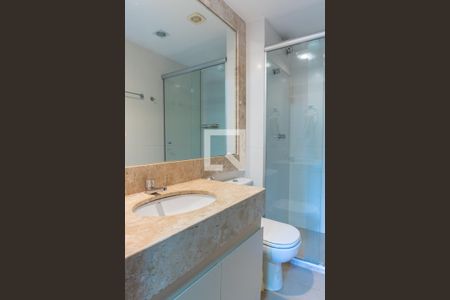 Banheiro do Studio de kitnet/studio para alugar com 1 quarto, 30m² em Asa Norte, Brasília